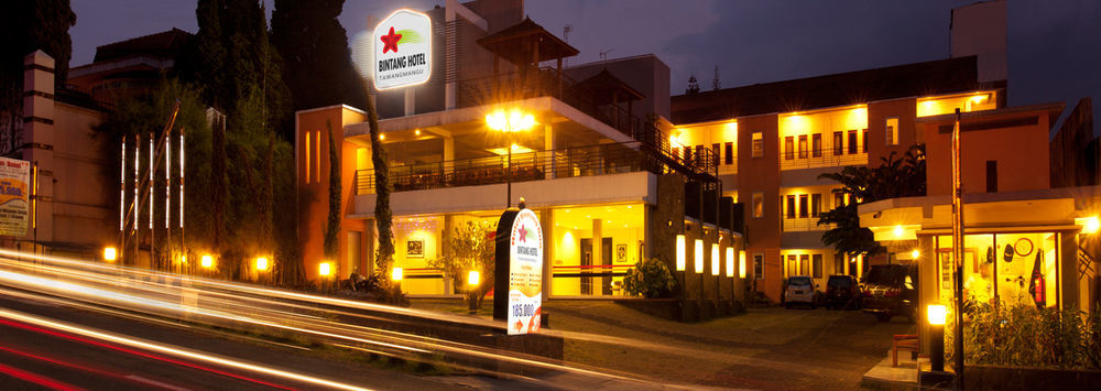 Hotel Bintang Tawangmangu Extérieur photo